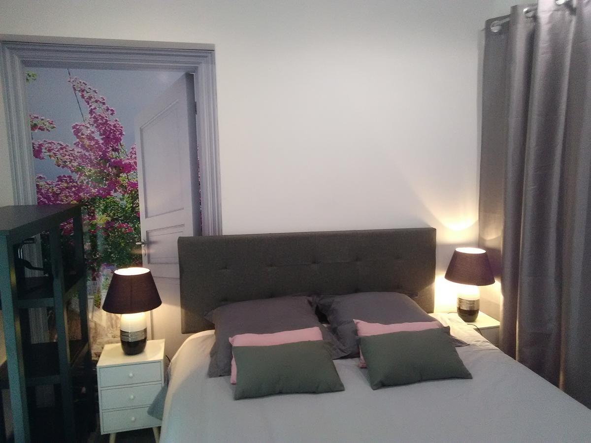 Chambre D'Hotes Les Macarons De Tata Sainte-Eulalie  Buitenkant foto